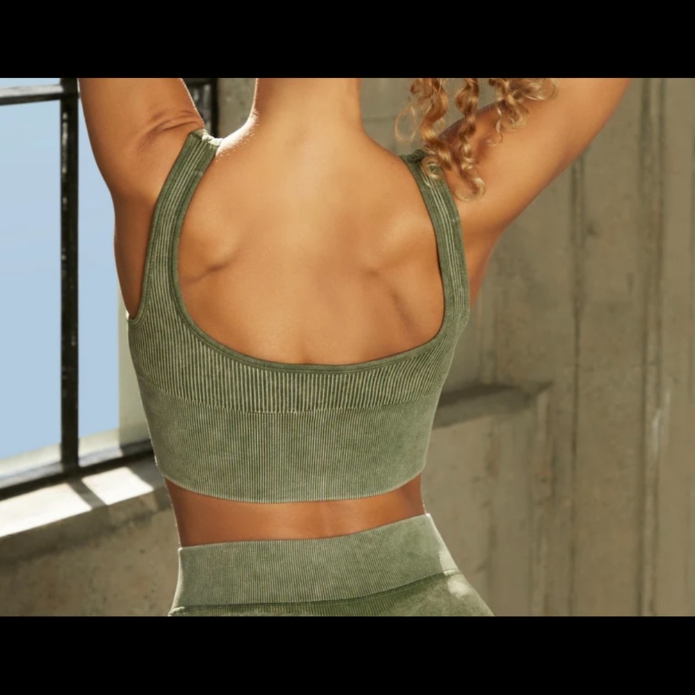 BO+TEE | Ribbed Sports top - Picture 2 of 4